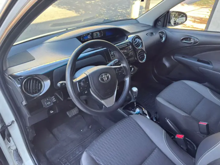 ETIOS XS 1.5 Flex 16V 5p Aut.