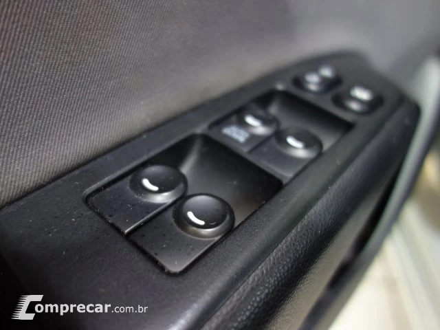 HB20S - 1.6 COMFORT PLUS 16V 4P MANUAL