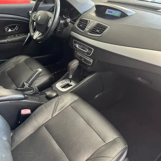 FLUENCE Sed. Dynamique 2.0 16V FLEX Aut.