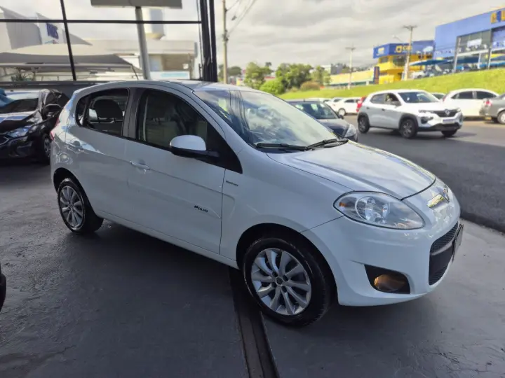 Palio ESSENCE Dualogic 1.6 Flex 16V 5p