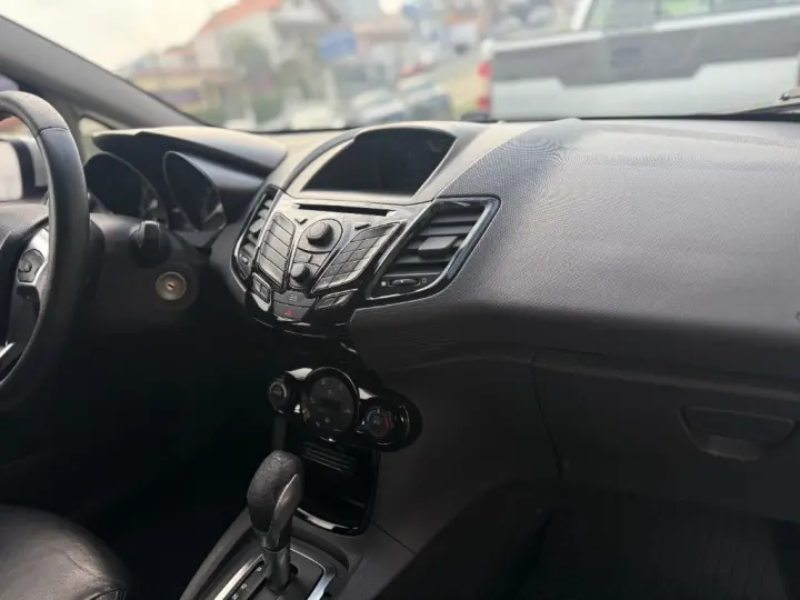 Fiesta TIT./TIT.Plus 1.6 16V Flex Aut.