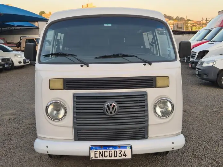 Kombi 1.4 FLEX STD LOTAÇÃO 12 LUGARES