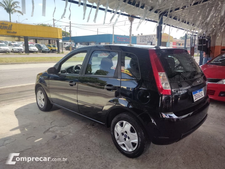 FIESTA 1.6 MPI Class Hatch 8V