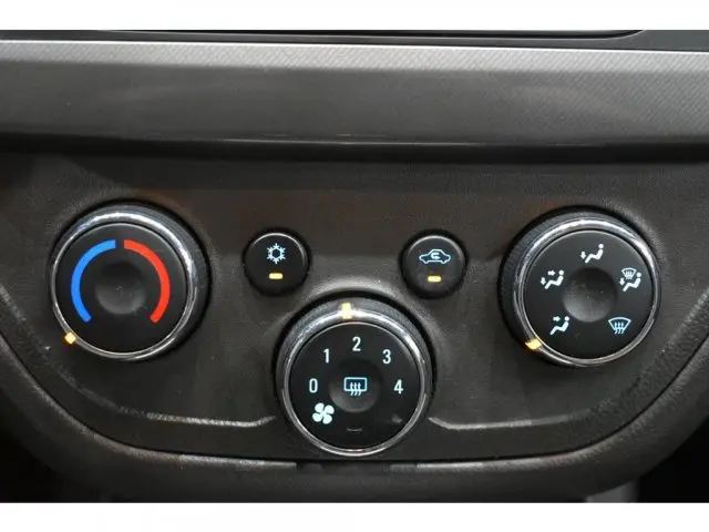 COBALT - 1.8 MPFI LTZ 8V 4P MANUAL