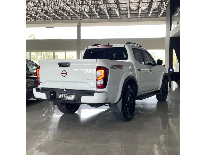 FRONTIER 2.3 16V TURBO DIESEL PRO4X CD 4X4 AUTOMÁTICO