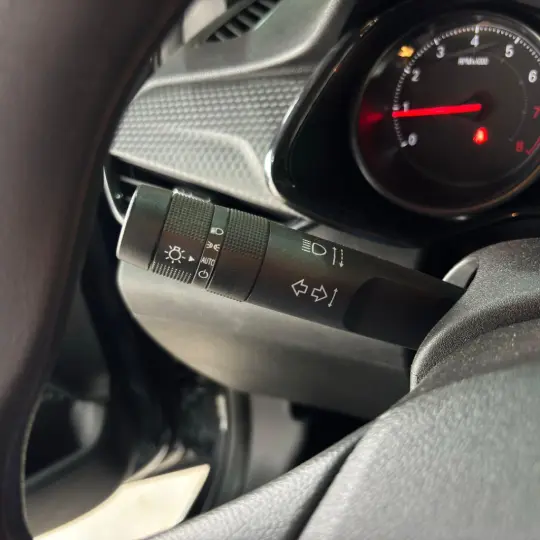 ONIX HATCH 1.0 12V Flex 5p Mec.