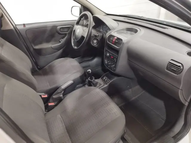 CORSA HATCH - 1.4 MPFI MAXX 8V 4P MANUAL