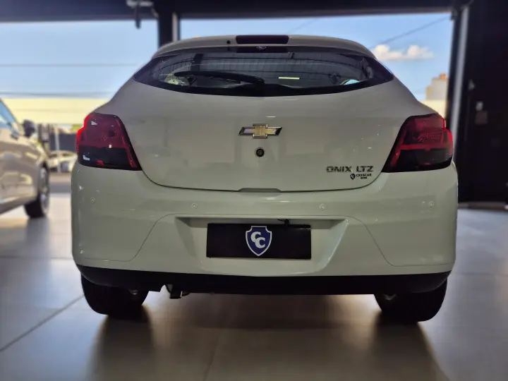 ONIX 1.4 MPFI LTZ 8V FLEX 4P AUTOMÁTICO