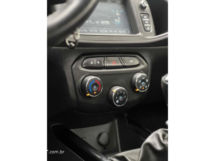 ONIX 1.4 MPFI LTZ 8V FLEX 4P MANUAL