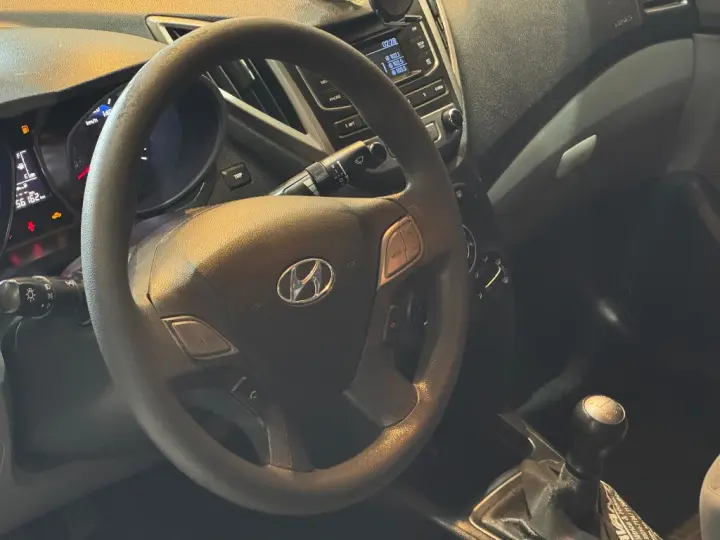 HB20S 1.0 COMFORT PLUS 12V FLEX 4P MANUAL