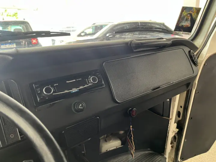 KOMBI 1.6 Furgão 8V