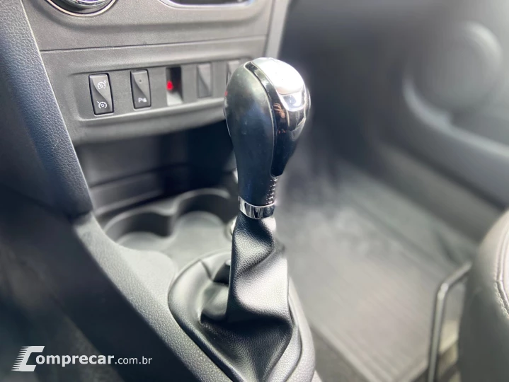 SANDERO 1.6 16V SCE Stepway Iconic