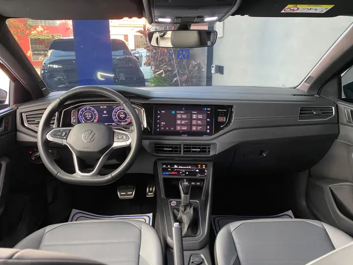 Nivus Highline 1.0 200 TSI Flex Aut.