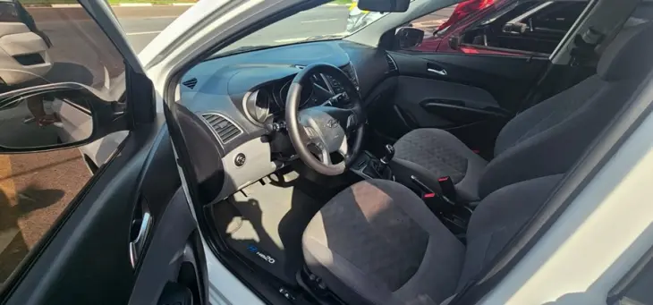 HB20 1.6 Comfort 16V