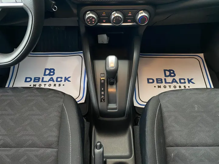 KICKS Active 1.6 16V Flex Aut.