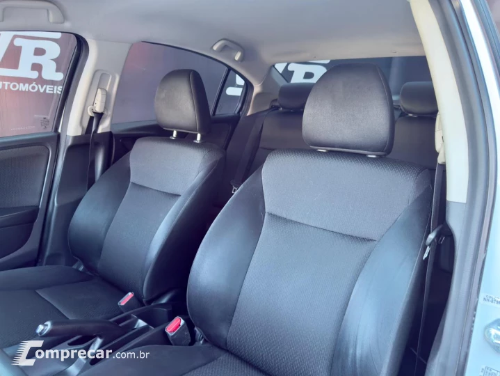 CITY 1.5 DX Sedan 16V