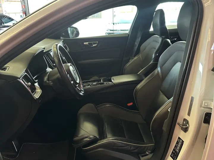 S60 2.0 T8 R-DESIGN HÍBRIDO 4P AUTOMÁTICO