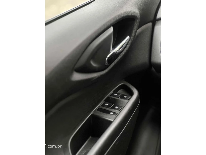 ONIX 1.4 MPFI LTZ 8V FLEX 4P MANUAL