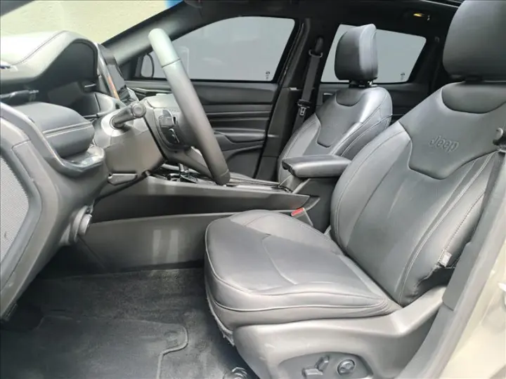 COMPASS 1.3 T270 Turbo Limited