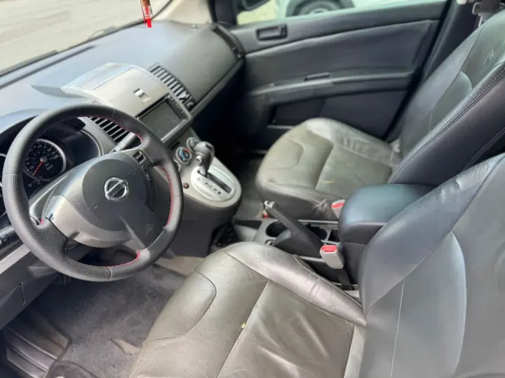 Sentra 2.0/ 2.0 Flex Fuel 16V Aut.