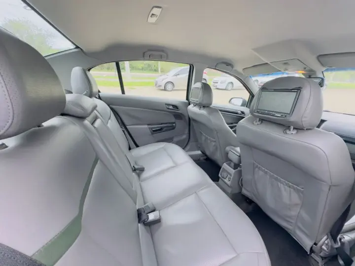 VECTRA 2.0 MPFI Collection 8V