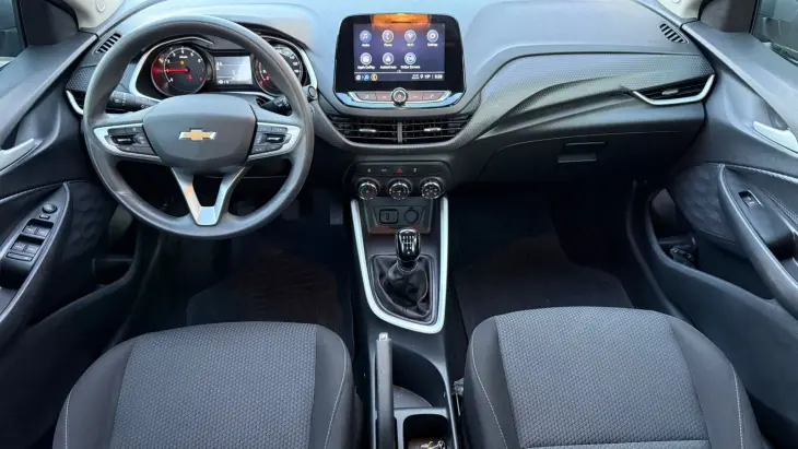 ONIX SEDAN Plus LT 1.0 12V Flex 4p Mec.