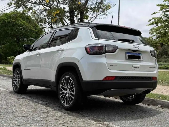 COMPASS 1.3 T270 TURBO FLEX LIMITED AT6