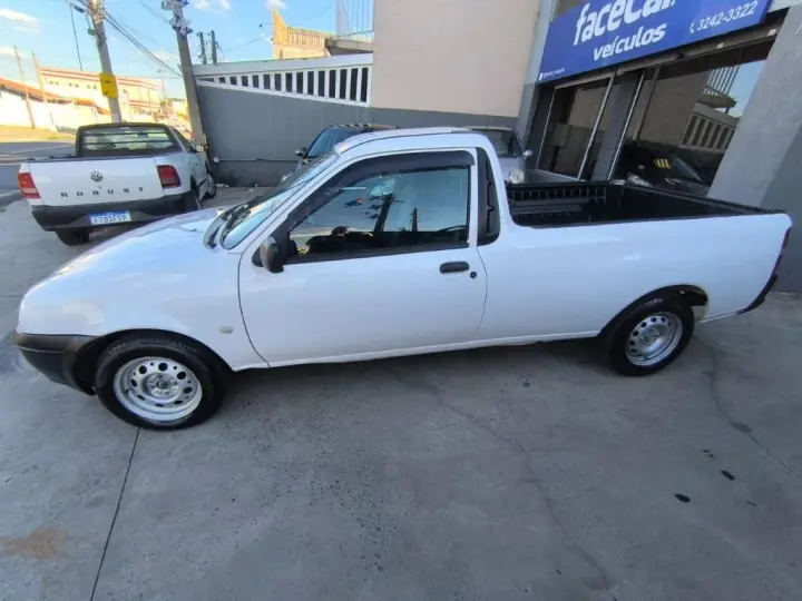 Courier 1.6 L/ 1.6 Flex