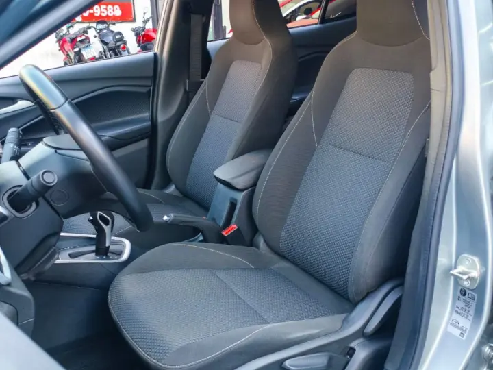 ONIX SEDAN Plus LTZ 1.0 12V TB Flex Aut.