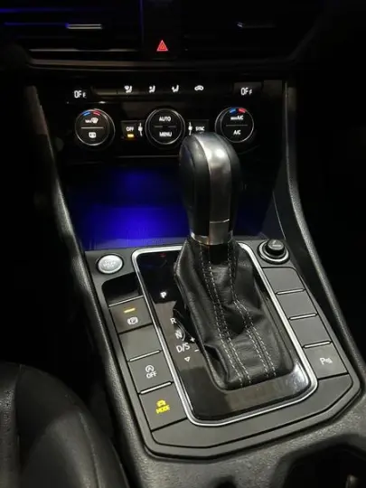 JETTA R-LINE 250 TSI 1.4 FLEX 16V AUT.