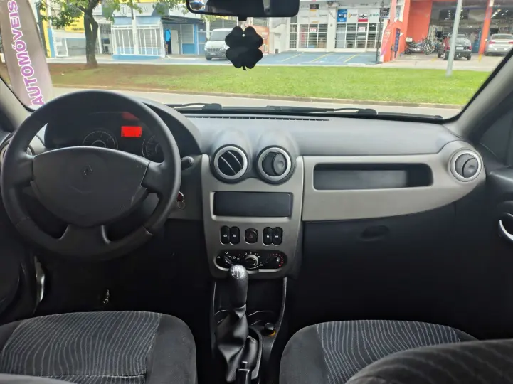 RENAULT SANDERO 1.6 PRIVILEGE 16V