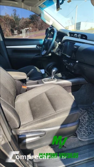 HILUX 2.8 D-4d Turbo CD SR 4X4