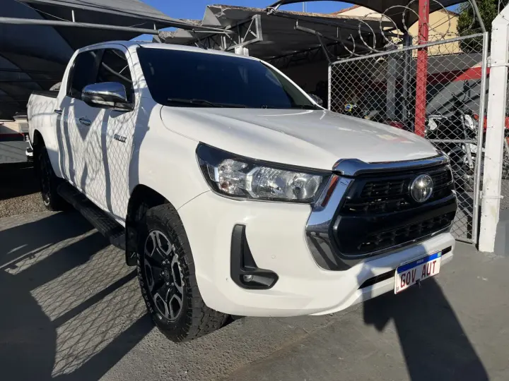 Hilux Caminhonete 2.8 16V SRV 4X4 DIESEL CABINE DUPLA AUTOMÁ