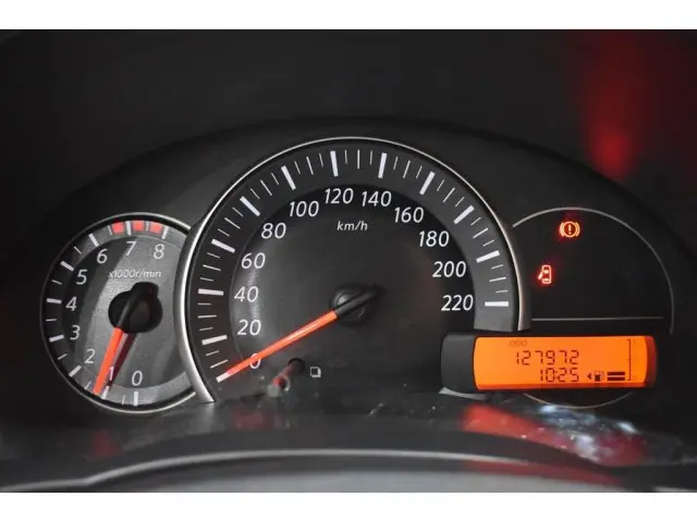 MARCH - 1.0 SV 16V 4P MANUAL