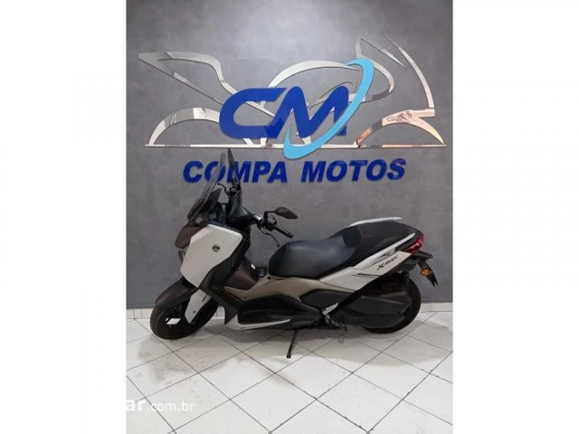 XMAX 250 CONNECTED ABS - SCOOTER