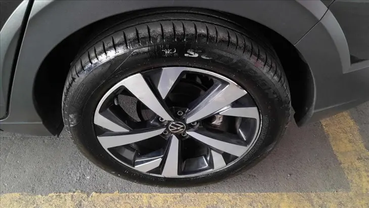 NIVUS 1.0 200 TSI TOTAL FLEX HIGHLINE AUTOMÁTICO