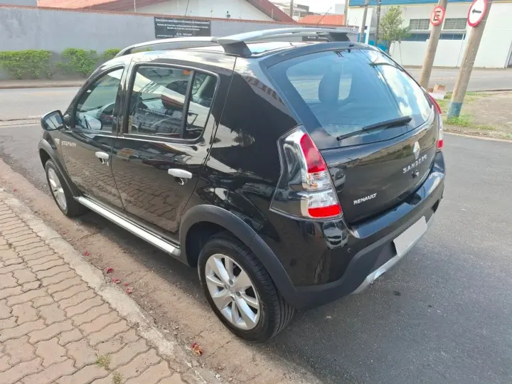 Sandero 1.6 STEPWAY 16V FLEX 4P AUTOMÁTICO