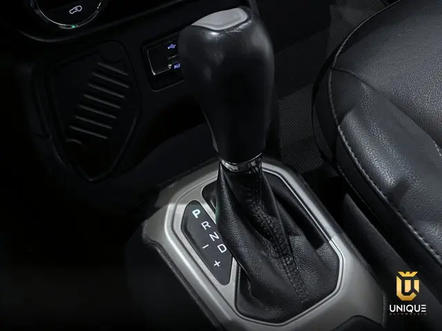 RENEGADE - 1.8 16V LONGITUDE 4P AUTOMÁTICO