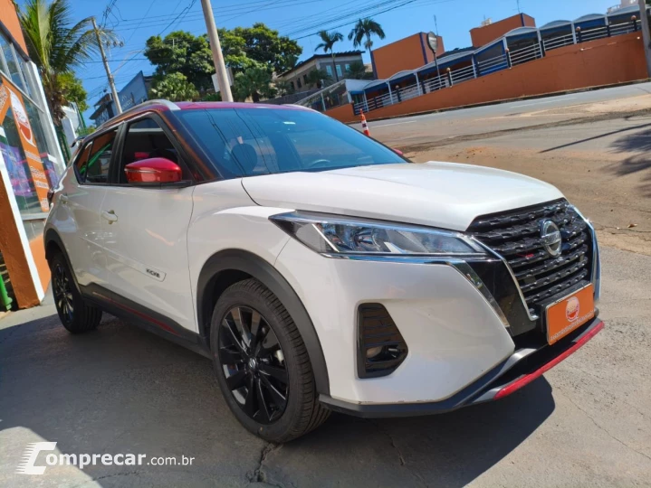 Kicks 1.6 16V 4P FLEXSTART XPLAY XTRONIC AUTOMÁTICO CVT