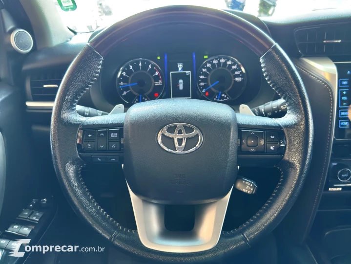 HILUX SW4 2.7 SRV 7 LUGARES 4X2 16V FLEX 4P AUTOMÁTICO