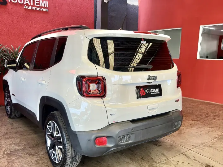 RENEGADE 1.8 16V FLEX LONGITUDE 4P AUTOMÁTICO