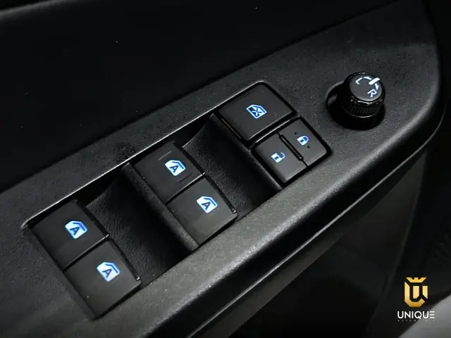 YARIS HATCH - 1.5 16V XS CONNECT MULTIDRIVE