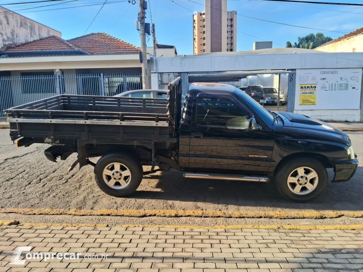 S10 2.4 FLEX ADVANTAGE CABINE SIMPLES