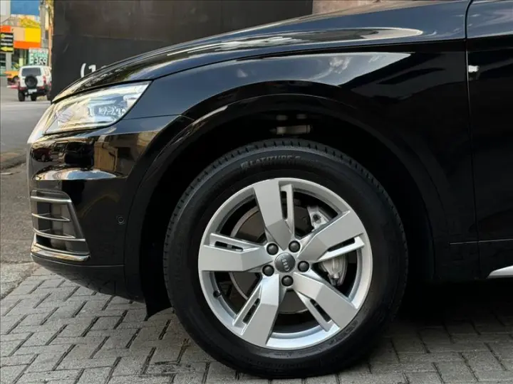 Q5 2.0 TFSI Prestige Plus S Tronic