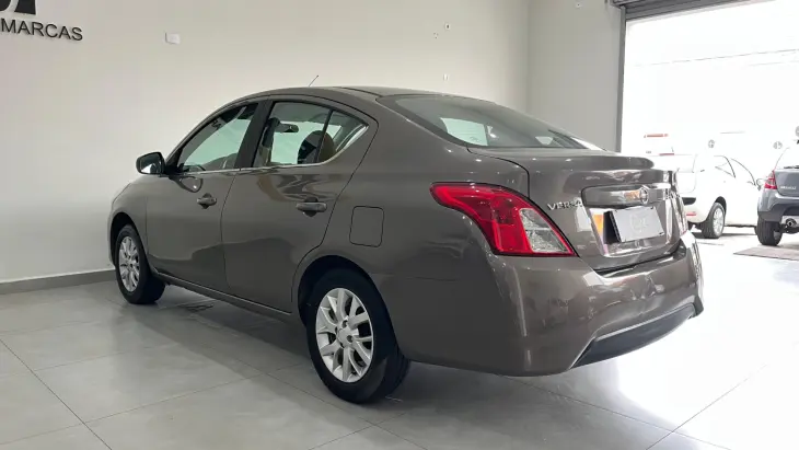 VERSA SV 1.6 16V FlexStart 4p Mec.