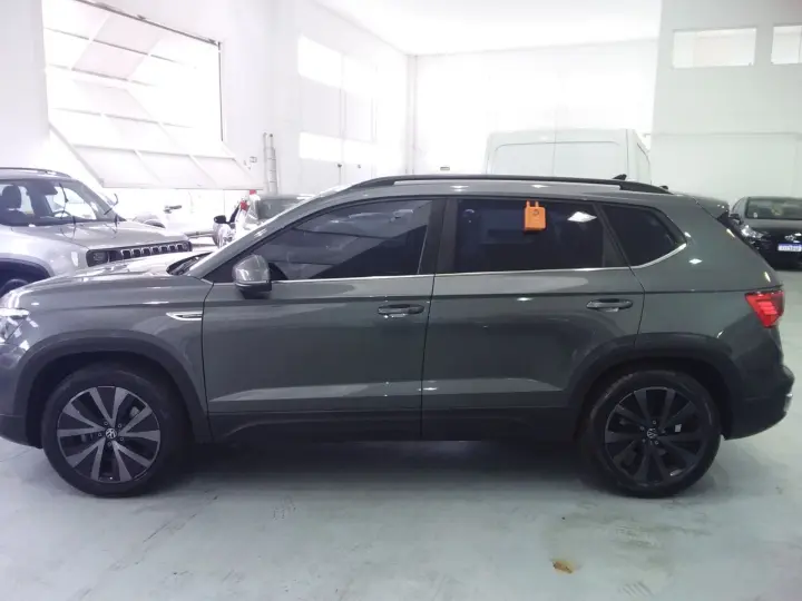 TAOS 1.4 250 TSI TOTAL FLEX COMFORTLINE AUTOMÁTICO