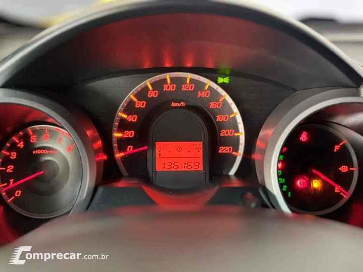 FIT 1.4 LX 16V FLEX 4P AUTOMÁTICO