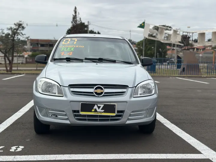 PRISMA 1.4 MPFI JOY 8V