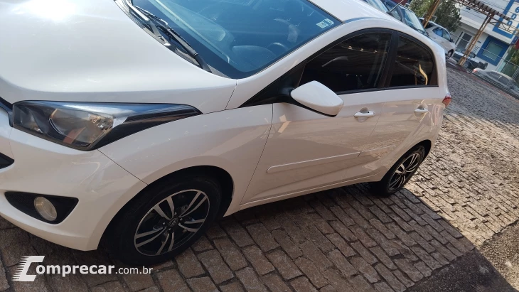 HB20 1.6 Comfort Plus 16V