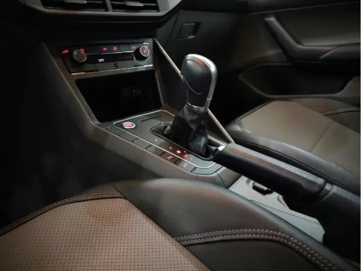 VIRTUS 1.0 200 TSI HIGHLINE AUTOMATICO